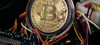 Bitcoin Could Reach $28,000 by Year-End: Deutsche Bank