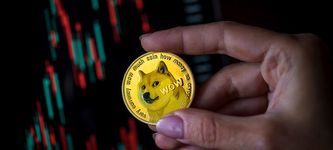 Dogecoin and dogwifhat Struggle as Traders Shift Attention to Bitbot