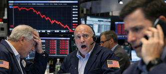 Dow Jones Index Is in a Freefall: Will it Rebound as Fear and Greed Index Sinks?