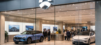 Nio Stock Price Eyes Parabolic Jump as China EV Exports Hit Record