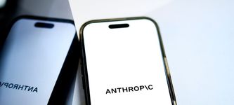 Anthropic Picks Morgan Stanley, Goldman Sachs to Lead Its IPO