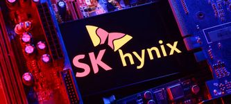 SK Hynix Overtakes Samsung as Korea’s Most Valuable Firm on AI Chip Boom