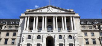 BTC/GBP nears 25,000 after BoE hints of more rate hikes