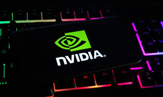 Why is the Crypto Market Going Up as Tech Stocks Like Nvidia, Oracle, Broadcom Sink?
