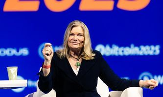 US Senators Move to Shield Blockchain Developers from Money Rules