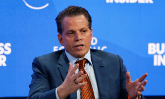 SkyBridge Buys Bitcoin Dip as Goldman Cuts Spot ETF Exposure