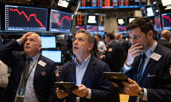 SPY and VOO Stocks Eye Bear Market as Fear and Greed Index Hits 10