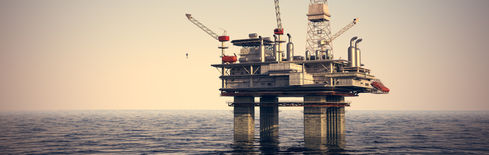 Will the Crashing Crude Oil Price Trigger a Crypto Market Rally?