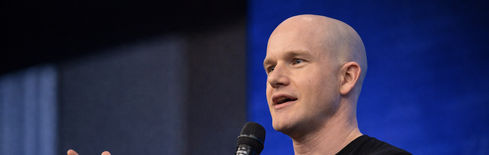 Coinbase Stock Price Forms Bearish Flag Despite Stock Trading Debut