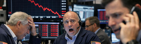 Dow Jones Index Is in a Freefall: Will it Rebound as Fear and Greed Index Sinks?