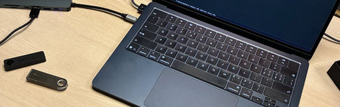 Cybersecurity Expert Flags Malicious Ledger Clone Targeting Crypto Holders