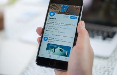 Twitter rides the crypto wave with iOS tip feature