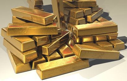Crypto is Worthless, Go for Gold, Says Billionaire John Paulson