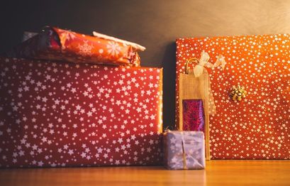 Four ways to pay for your gifts this Christmas