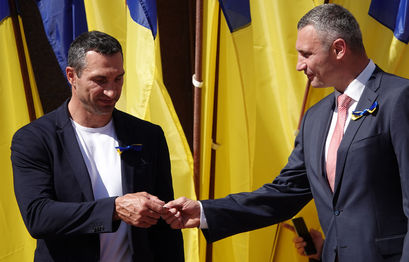 Wladimir Klitschko and artist WhIsBe launch historic NFT series to benefit Ukraine