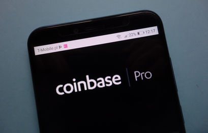 Coinbase Stock Price Forecast Ahead of Q1 Earnings: Buy or Sell?