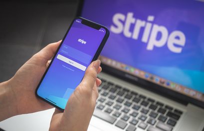 Avalanche Integrates with Stripe: Boost for AVAX As Bitbot Thrives in Presale?