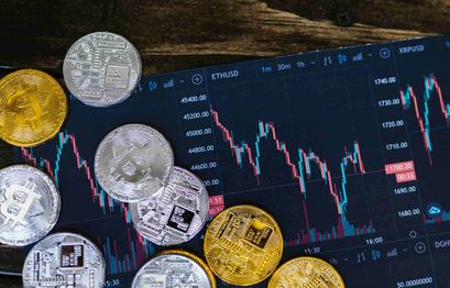 Digital Asset Products Outflows Hit $584 Mln: Good Time to Buy Altcoins? 