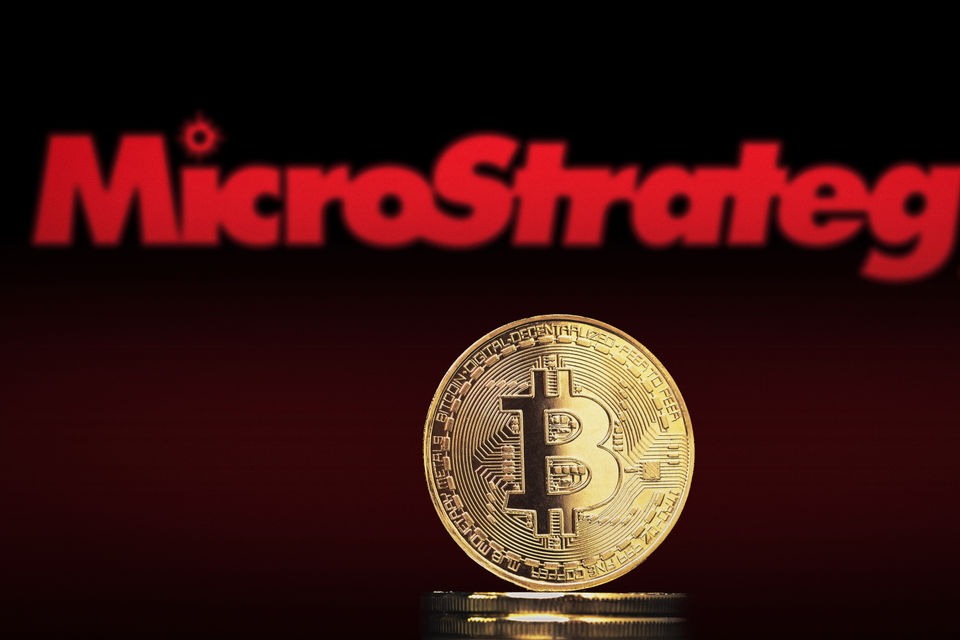 MicroStrategy is holding Bitcoin at $170M Loss
