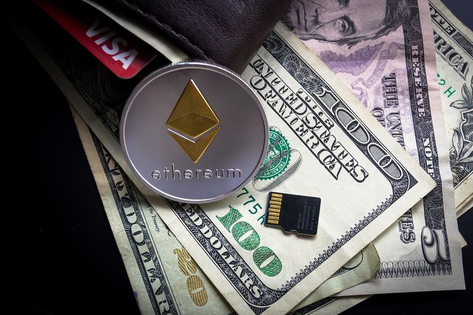 Race for First Ethereum ETF in US is On with VanEck, ARK Filings 