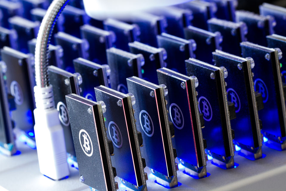 Best Bitcoin Mining Stocks to Buy and Hold After Halving