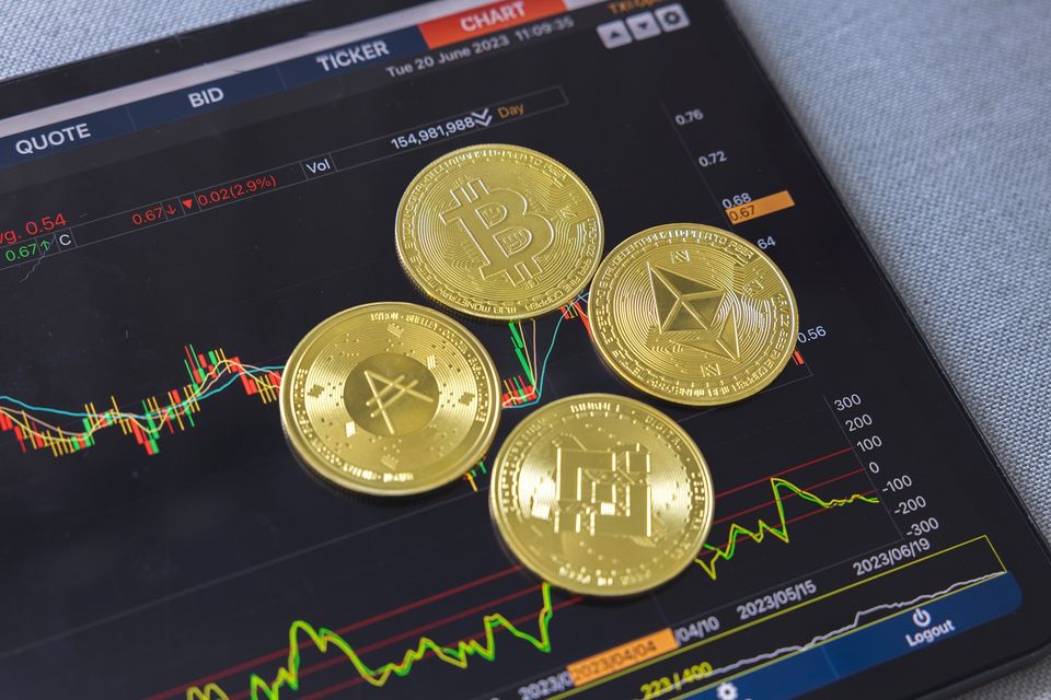 Global Cryptocurrency Market to Reach $2.58T by 2027, Far Off From 2021 Levels  