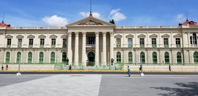 El Salvador buys the dip once again to own a total of 700 Bitcoins