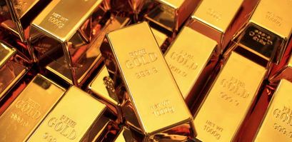 Unbanked in India flocking to gold, driving up price